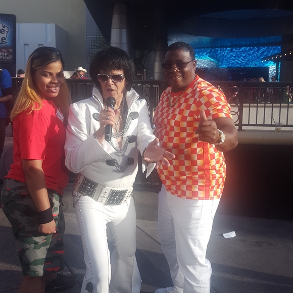 Meet your Posher, Michael - Picture 2 of 16